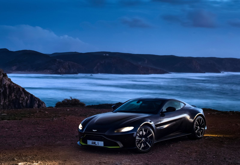 Illustration for article titled The Aston Martin Vantage Looks Nice As Hell In Black